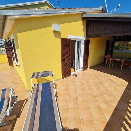 Apartments Kuca Sunce Vodnjan Bagian luar foto