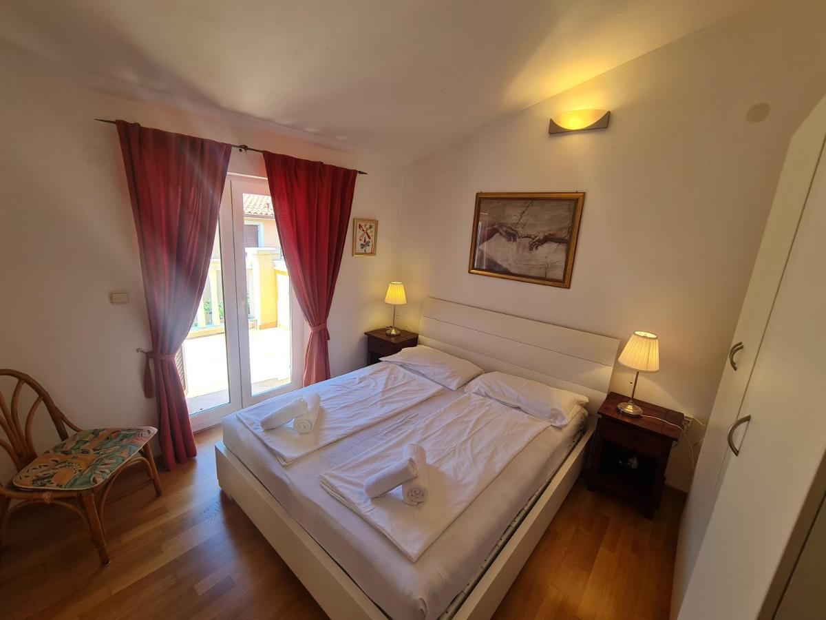 Apartments Kuca Sunce Vodnjan Bagian luar foto